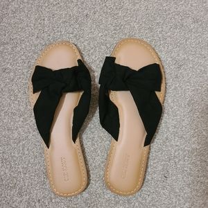 Old Navy Black Bow Knot Slip On Sandals